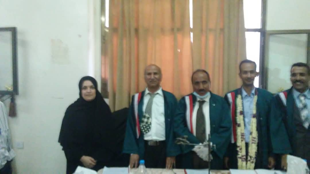 درجة الماجستير للاخ الباحث عزمي عبدالحميد عثمان